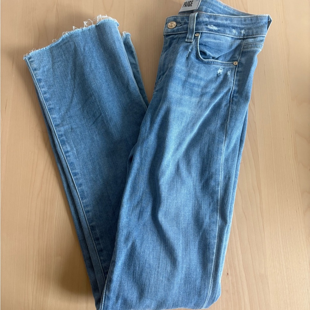 PAIGE Manhattan Straight-Leg Jeans – Size 25 – Distressed Raw Hem